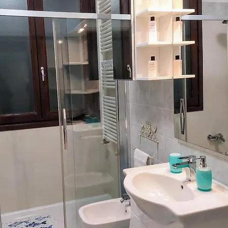 Casa Sofia, Free Parking, Self Check-in, Fast Wi-fi * Castelfranco Emilia